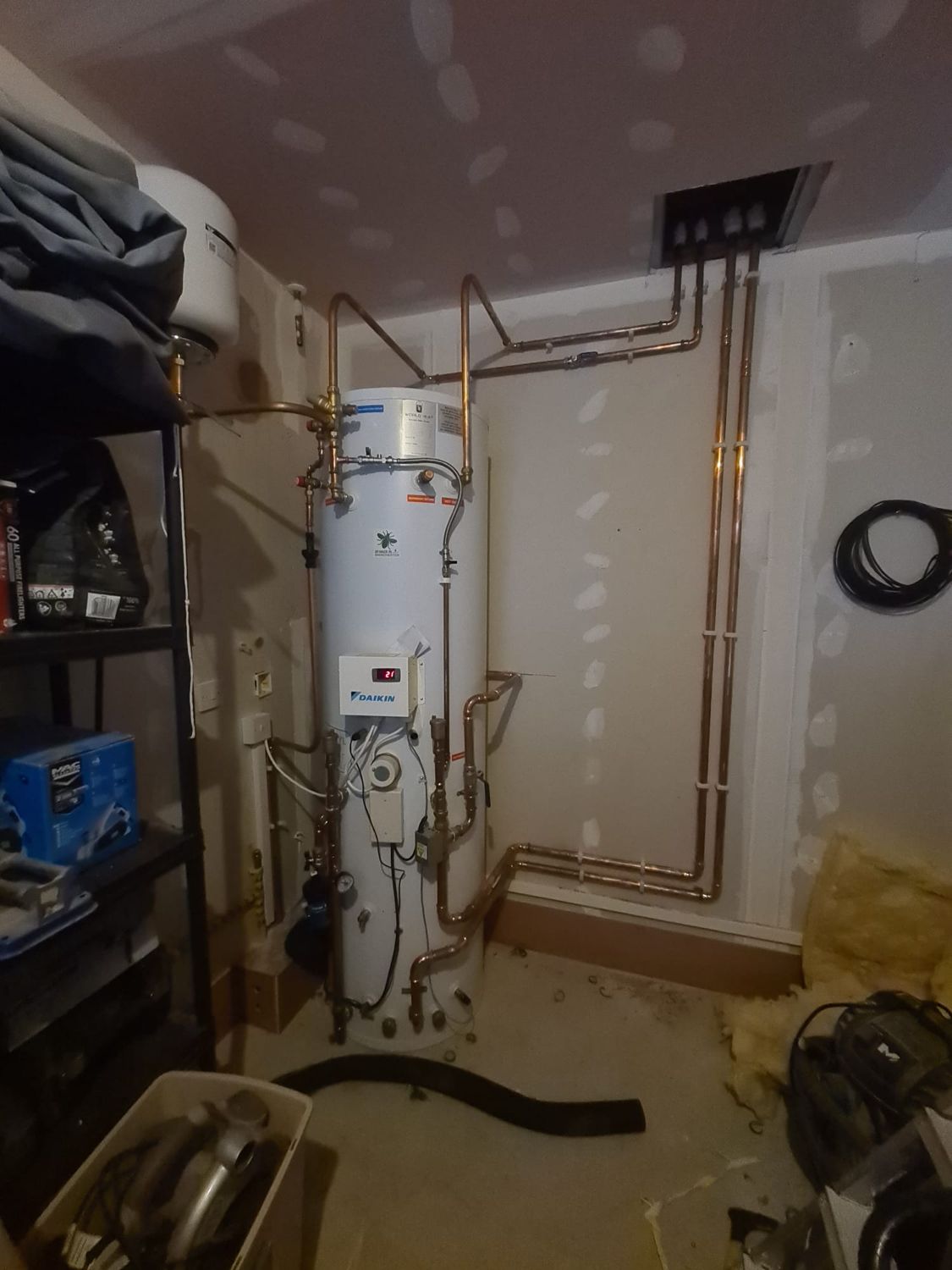 Unvented hot water cylinder install