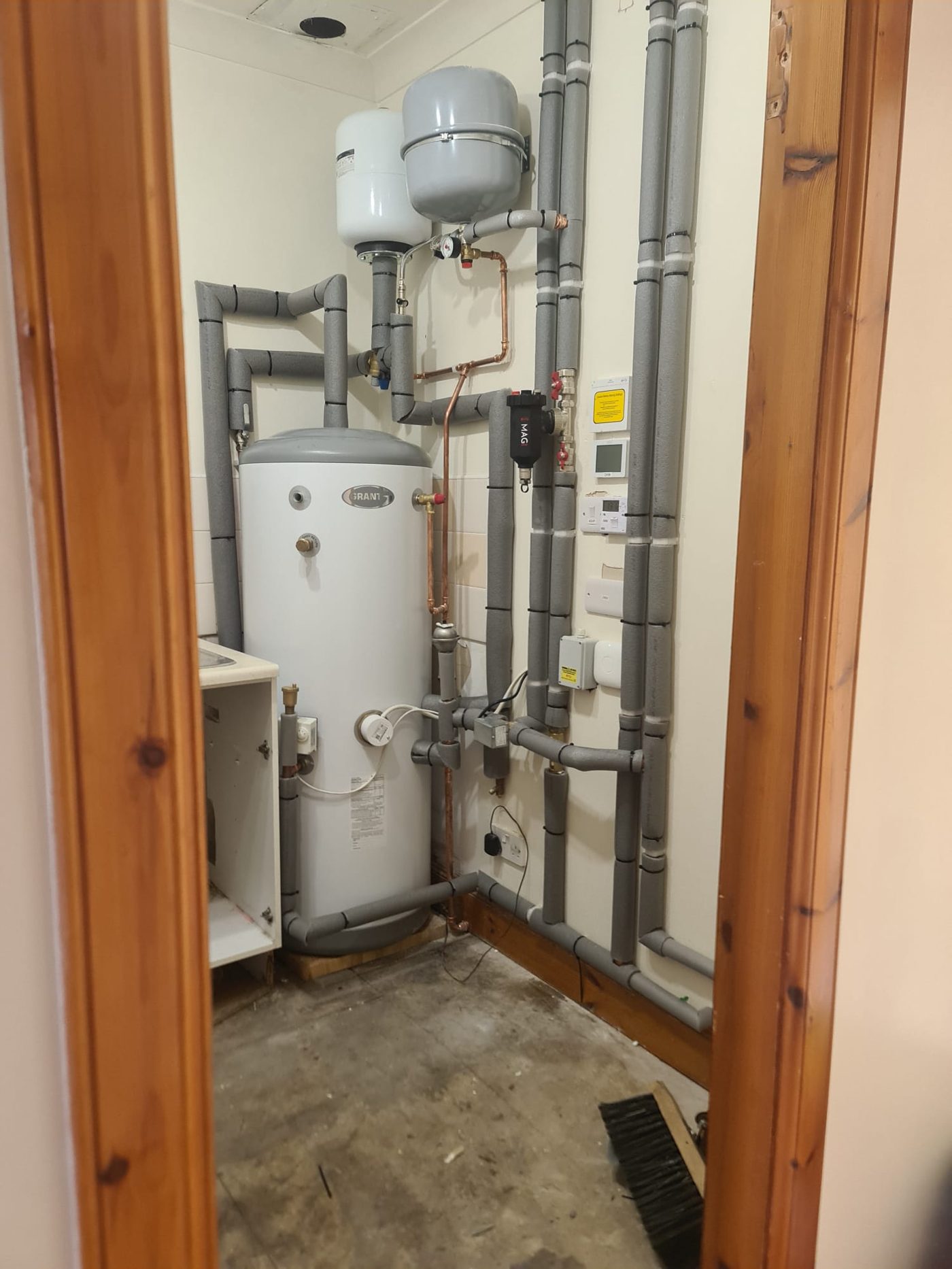 Air source heat pump cylinder & system, South Lanarkshire, SUBGAS